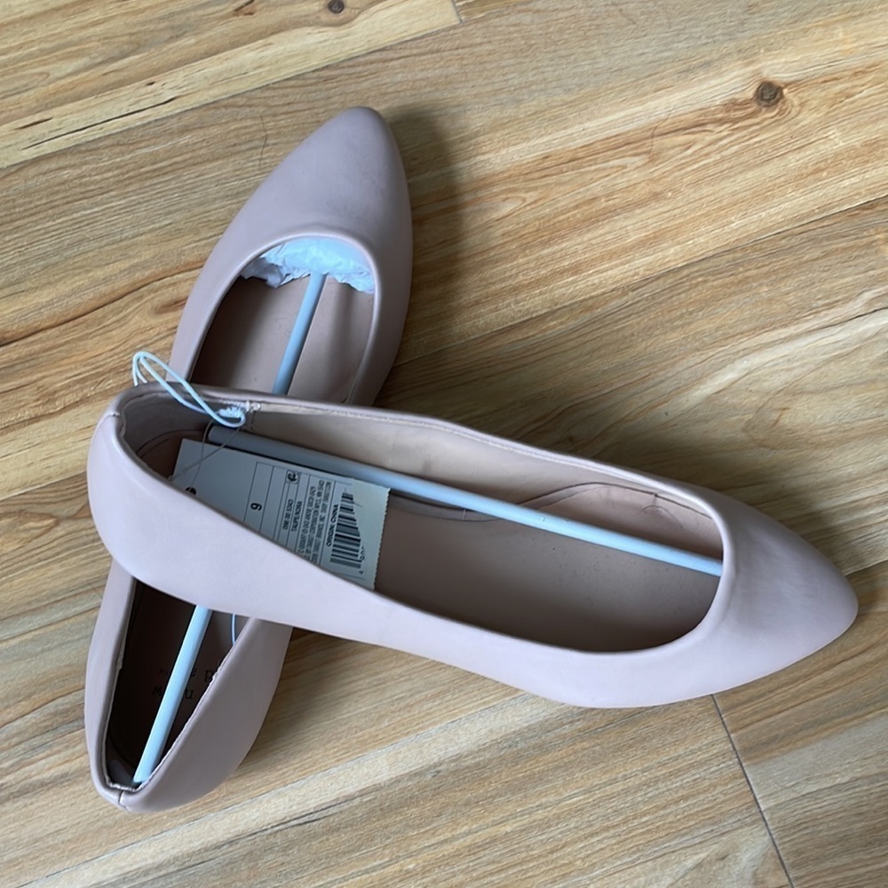 NWT a new day beige flats